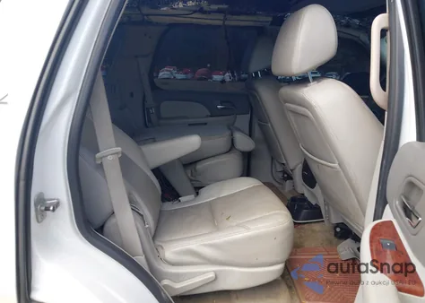 2009 Chevrolet Tahoe Ltz from USA, damaged, VIN 1GNFC33059R178386